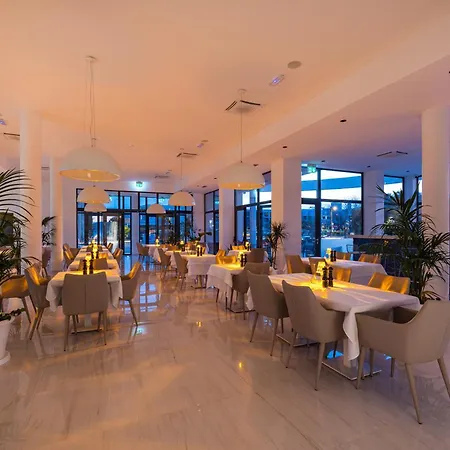 Miramare 4* Zara