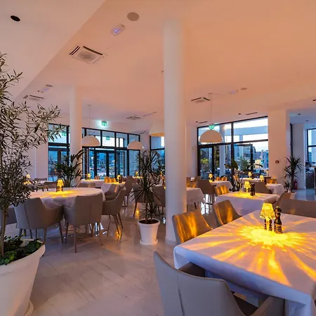 Miramare Hotell