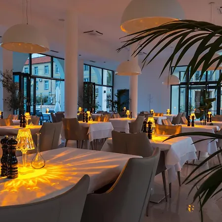 Miramare Hotel 4*