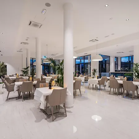 Miramare Hotell 4*