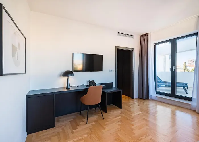 Miramare Отель Задар