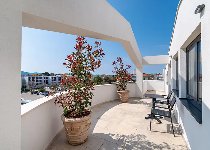 Miramare Отель 4*