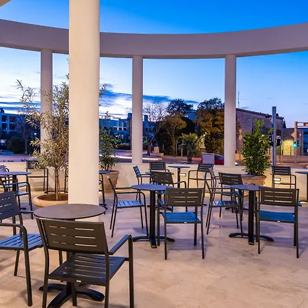 ホテル Miramare ザダル