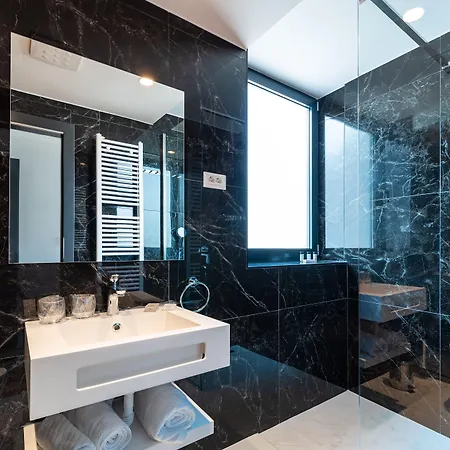 ホテル Miramare ザダル